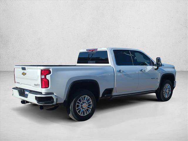 Used 2022 Chevrolet Silverado 2500 High Country w/ LPO, Hitch Package AWD/4WD image 5