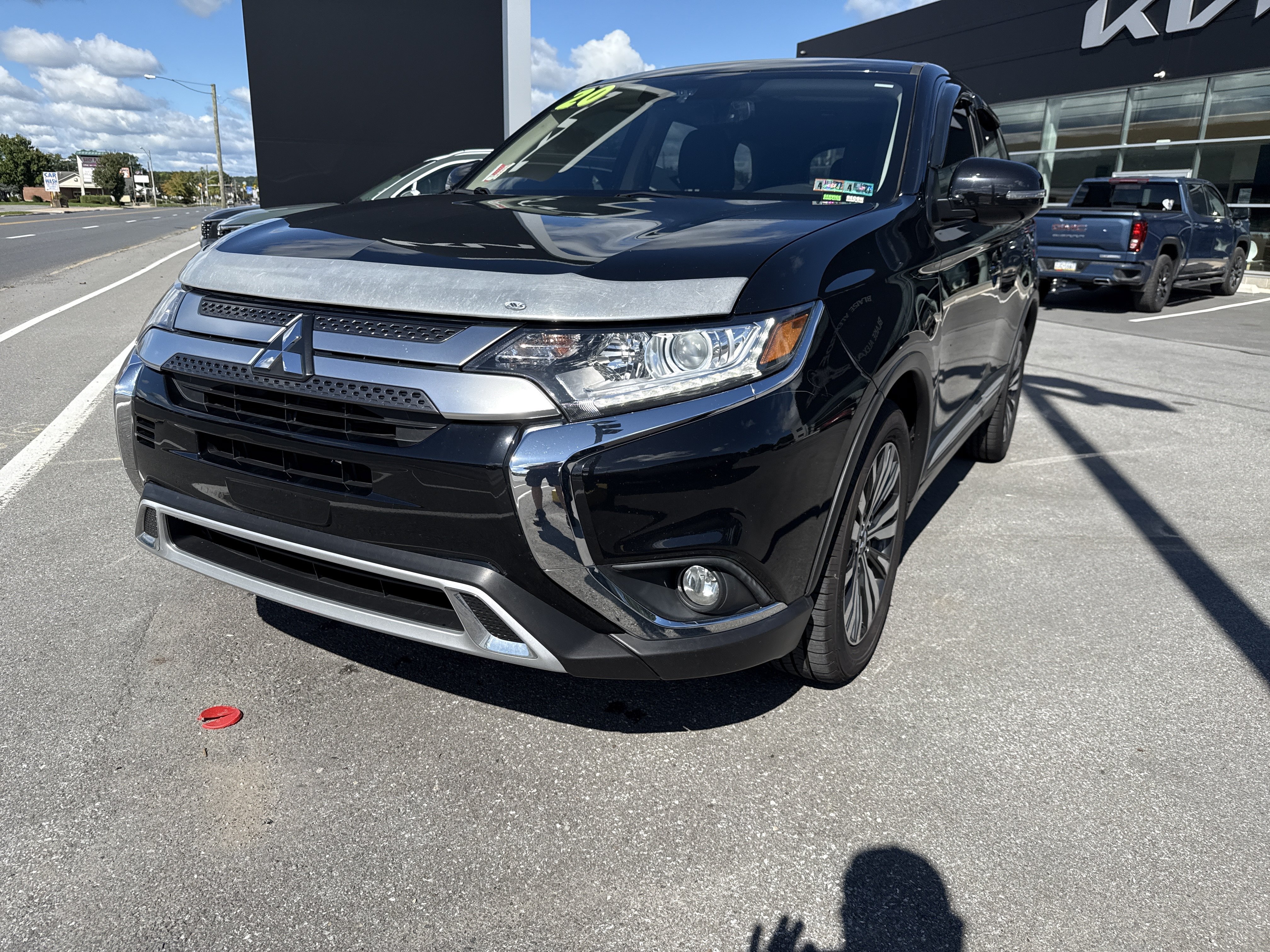 Used 2020 Mitsubishi Outlander SE AWD/4WD image 8