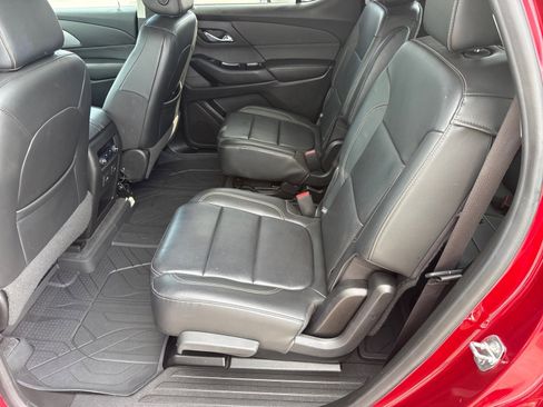 Used 2020 Chevrolet Traverse RS w/ LPO, Floor Liner Package FWD image 11