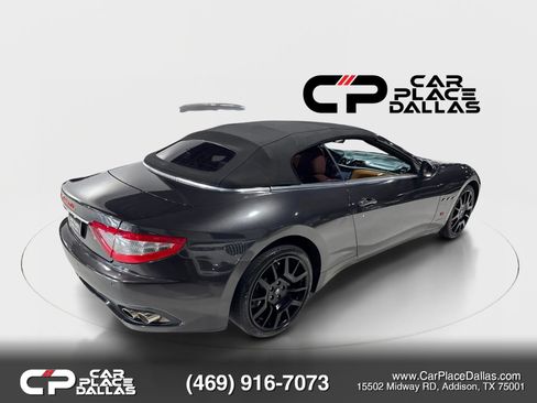 Used 2011 Maserati GranTurismo Convertible RWD image 4