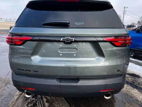 Used 2023 Chevrolet Traverse LT w/ Midnight/Sport Edition image 4
