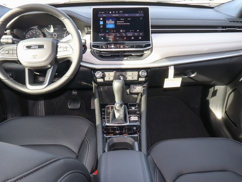 New 2026 Jeep Compass Limited image 17