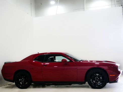 Used 2016 Dodge Challenger R/T Plus image 5