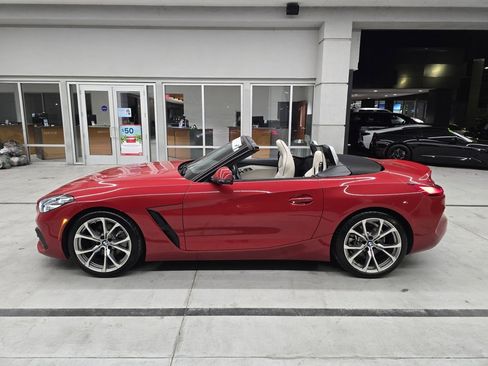 Used 2020 BMW Z4 sDrive30i w/ Premium Package image 12