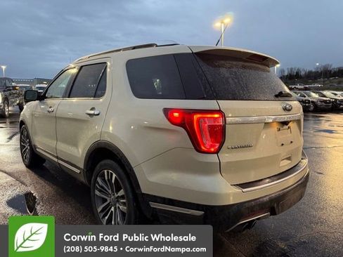 Used 2018 Ford Explorer Platinum image 7