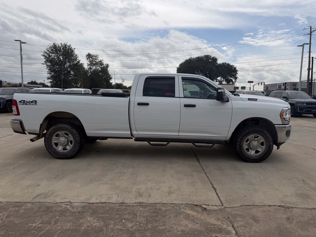 Used 2024 RAM 2500 Tradesman w/ Chrome Appearance Group AWD/4WD image 8