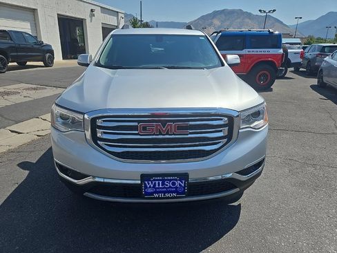 Used 2018 GMC Acadia SLT AWD/4WD image 2