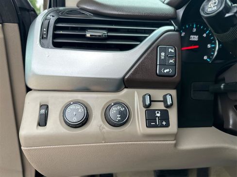Used 2017 Chevrolet Tahoe LT w/ Max Trailering Package AWD/4WD image 17