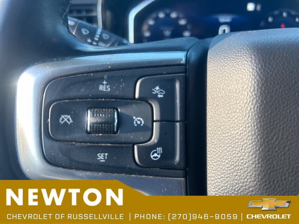 Used 2023 Chevrolet Silverado 1500 LT AWD/4WD image 15