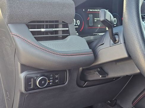Used 2025 Ford Explorer ST-Line image 20
