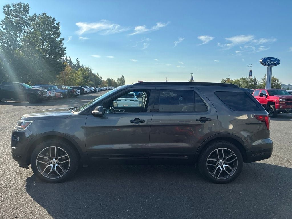 Used 2018 Ford Explorer Sport w/ Equipment Group 401A AWD/4WD image 7