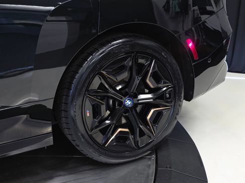 Used 2023 BMW iX M60 AWD/4WD image 44