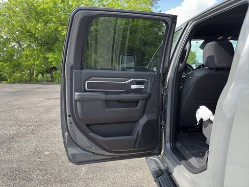 New 2026 RAM 2500 Lone Star AWD/4WD image 12