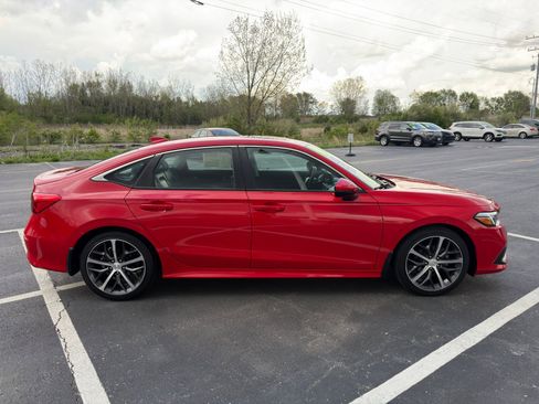 Used 2024 Honda Civic Touring image 9