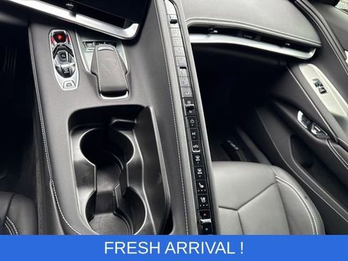 Used 2025 Chevrolet Corvette Z06 RWD image 7