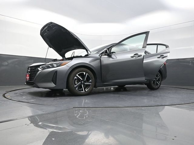 Used 2024 Nissan Sentra SV FWD image 41