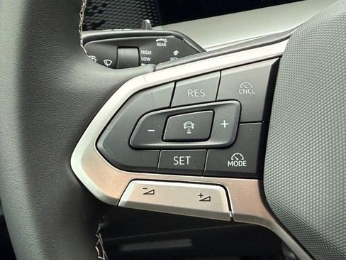 New 2026 Volkswagen Tiguan SE AWD/4WD image 10