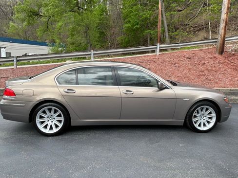 Used 2006 BMW 750Li RWD image 6