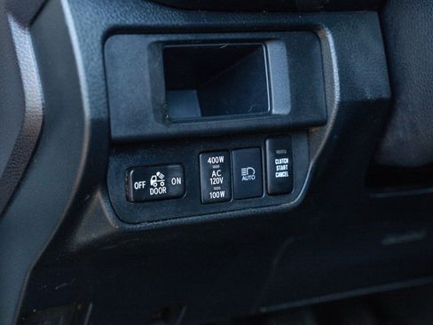 Used 2019 Toyota Tacoma TRD Pro AWD/4WD image 30