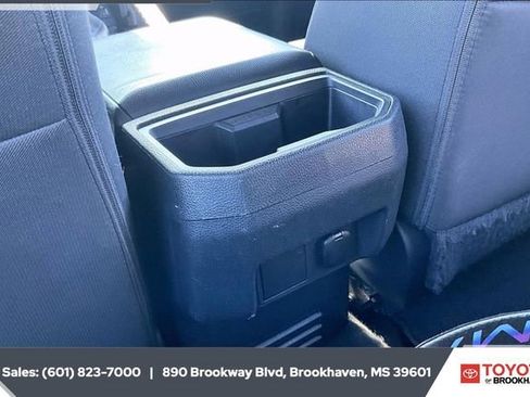 Used 2024 Toyota Tacoma TRD Off-Road image 23