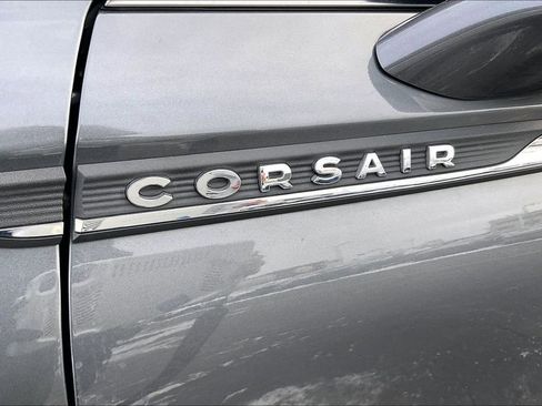 Used 2022 Lincoln Corsair AWD w/ Premium Package image 30