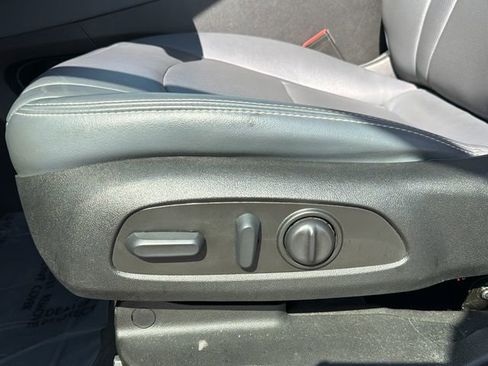 Used 2023 Buick Enclave Essence w/ Experience Buick Package AWD/4WD image 22