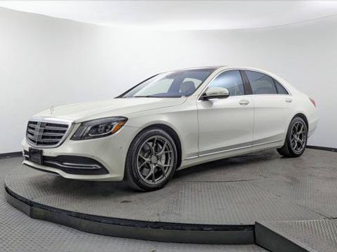 Used 2018 Mercedes-Benz S 560 4MATIC Sedan image 2
