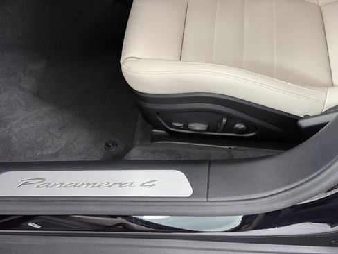 New 2026 Porsche Panamera 4 AWD/4WD image 16