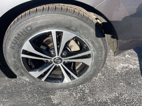 Certified 2023 Nissan Sentra SV image 27