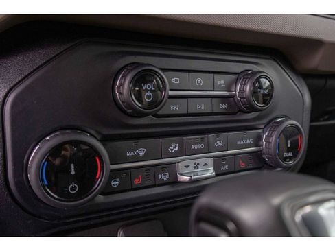 Used 2022 Ford Bronco Wildtrak AWD/4WD image 26