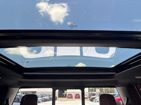 Used 2020 Ford F150 Platinum w/ Equipment Group 701A Luxury AWD/4WD image 15