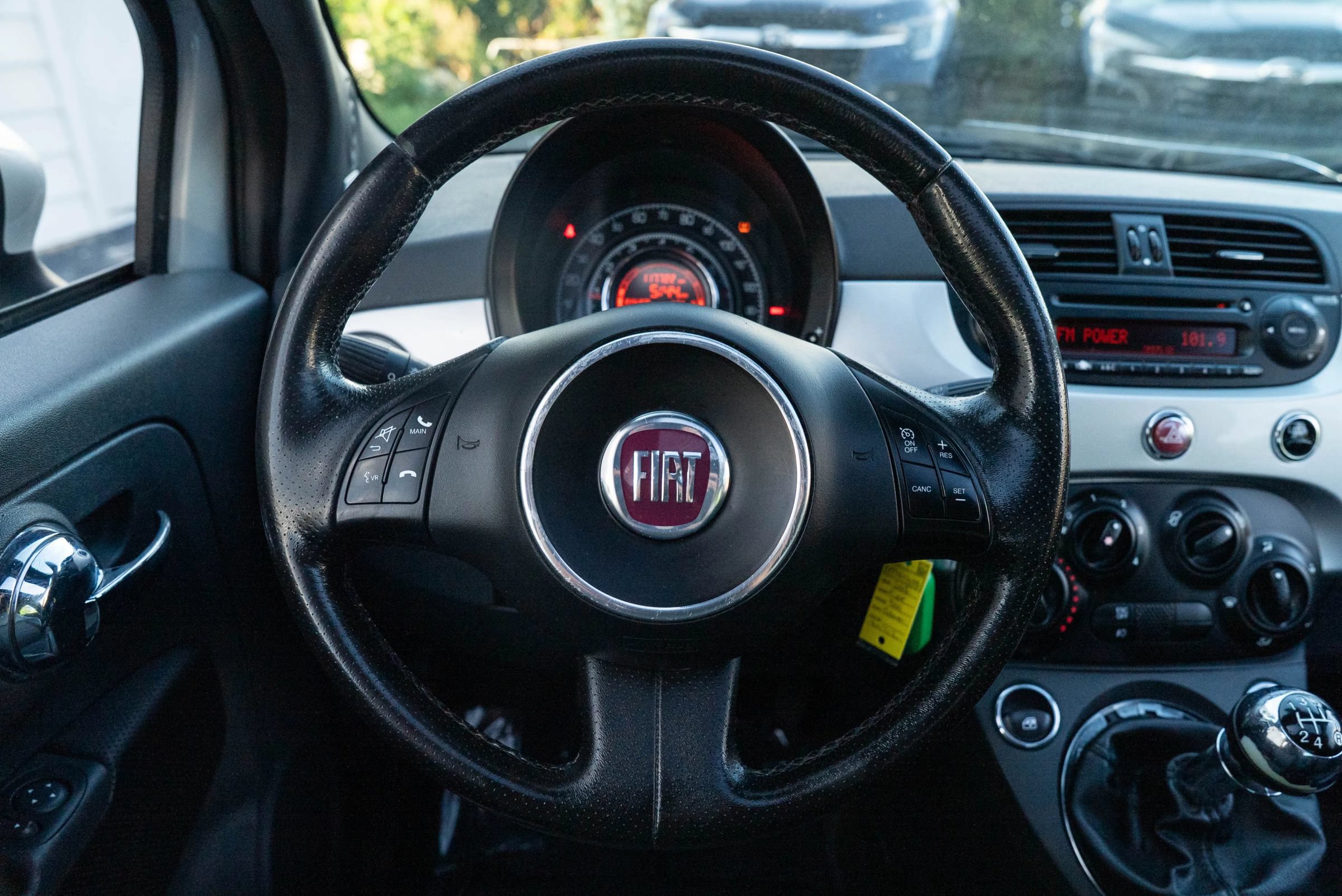 Used 2012 FIAT 500 Sport w/ Safety & Sound Pkg FWD image 13