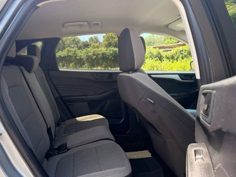 Used 2022 Ford Escape SE FWD image 21