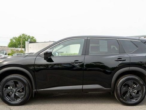 Certified 2026 Nissan Rogue SV w/ Cold Weather Package AWD/4WD image 9