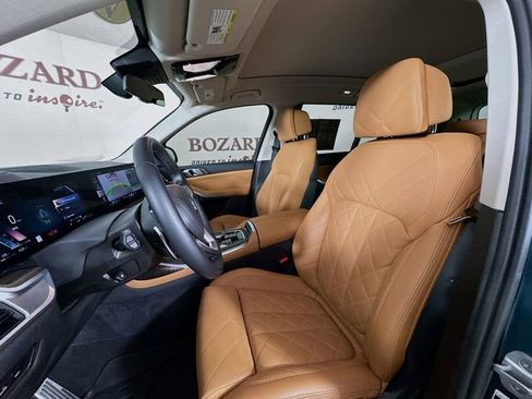 Used 2024 BMW X7 xDrive40i image 25
