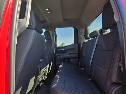 Used 2019 Chevrolet Silverado 1500 Custom Trail Boss w/ Custom Convenience Package image 15