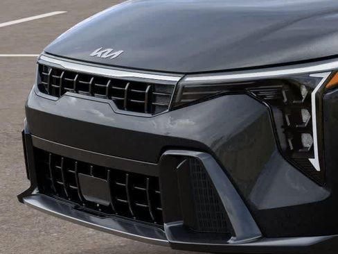 New 2026 Kia K4 GT-Line w/ GT-Line Premium Package FWD image 11