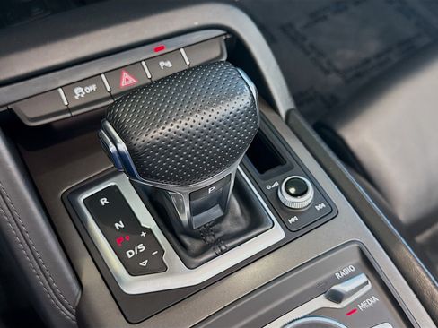 Used 2021 Audi R8 V10 RWD image 13
