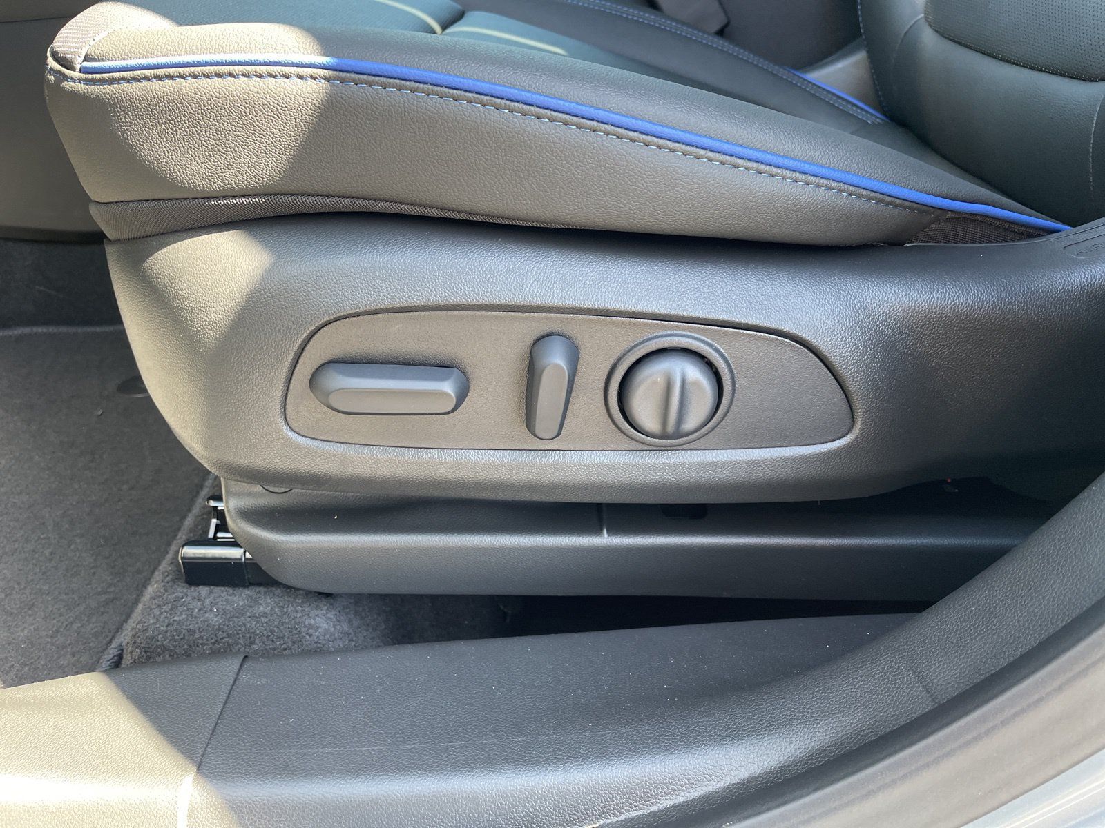 New 2026 Buick Encore GX Sport Touring w/ Comfort Package FWD image 15