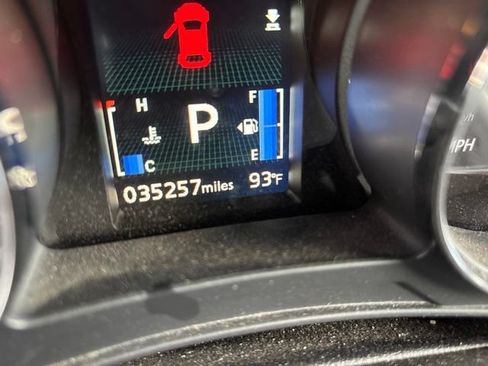 Used 2024 Mitsubishi Outlander Sport AWD image 11