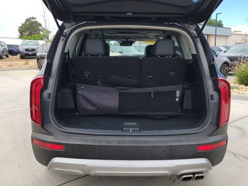 Used 2022 Kia Telluride S AWD/4WD image 19