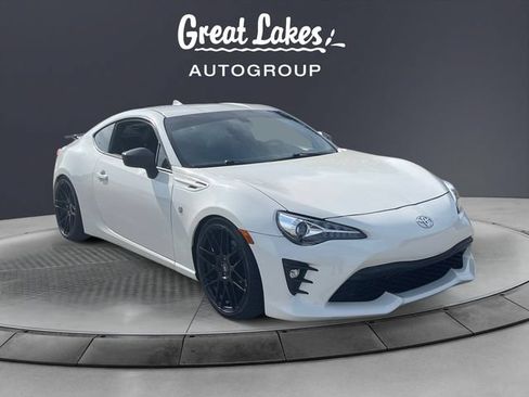 Used 2018 Toyota 86 RWD image 7