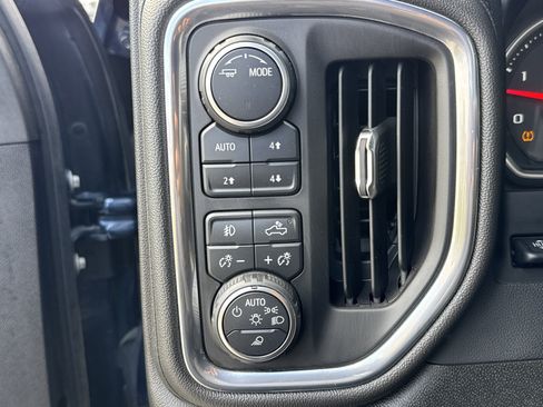 Used 2022 Chevrolet Silverado 3500 High Country w/ LPO, Hitch Package image 17