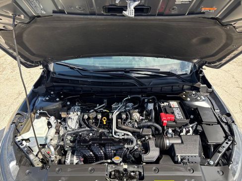 Used 2025 Nissan Altima 2.5 SV FWD image 32