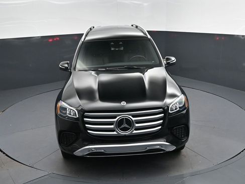 Used 2025 Mercedes-Benz GLS 450 4MATIC image 36
