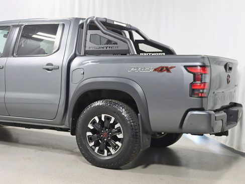 Used 2022 Nissan Frontier PRO-4X AWD/4WD image 10