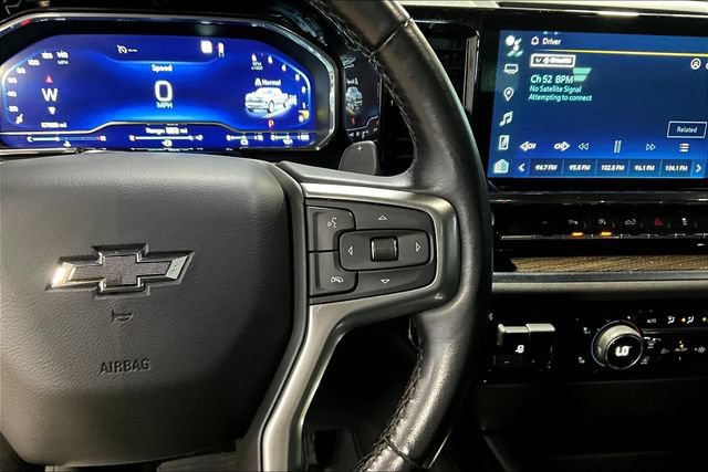 Used 2022 Chevrolet Silverado 1500 RST w/ Convenience Package II AWD/4WD image 13