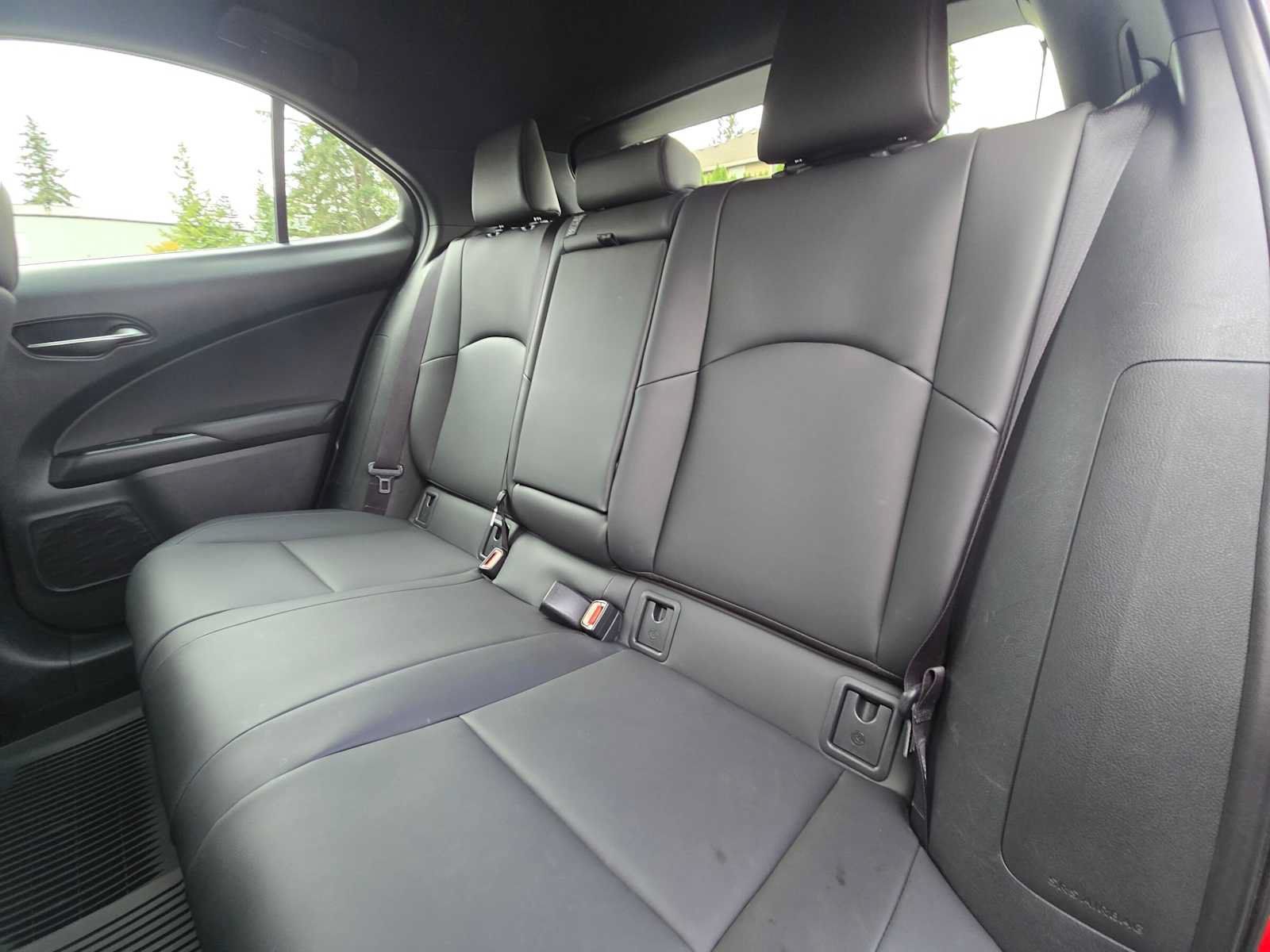 Used 2024 Lexus UX 250h F Sport AWD/4WD image 17