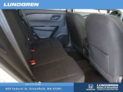 Used 2024 Nissan Rogue S AWD/4WD image 29