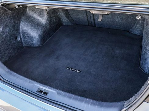 Used 2023 Nissan Altima 2.5 SV image 12